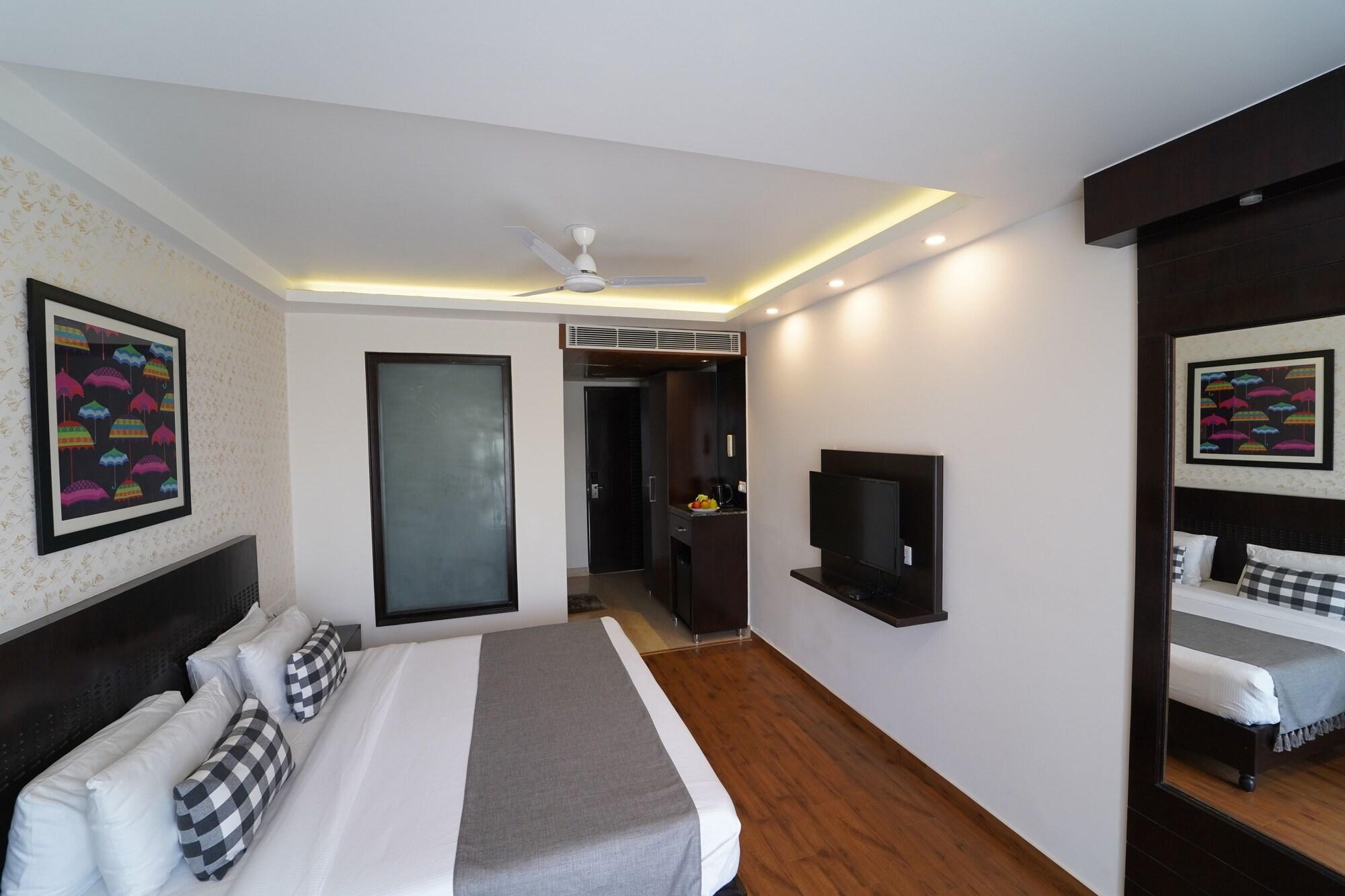 Rockland Hotel, C.R Park Neu-Delhi Exterior foto